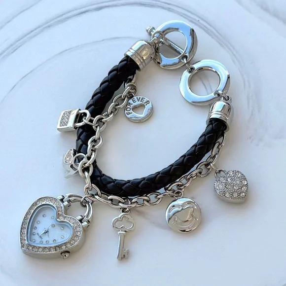 Silver-Tone Rhinestone Heart Quartz Watch Charm Bracelet ~ Needs New Battery - Picture 4 of 7